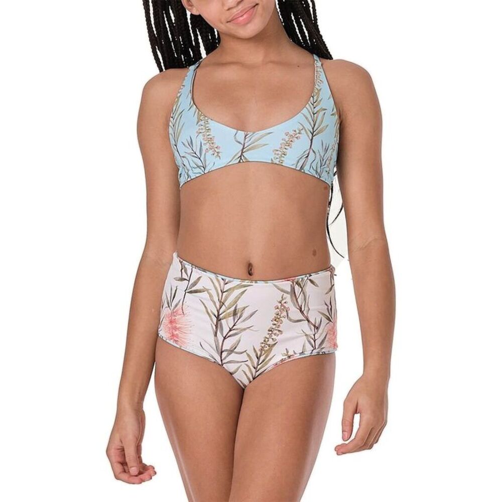Submarine Girls  In And Out Swimwear